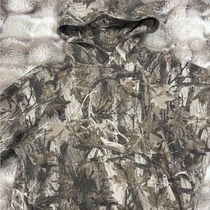 camo hollister hoodie